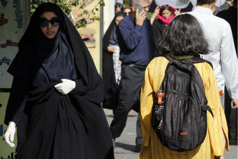 Iran: la police du hijab accusée d'avoir battu une jeune fille jusqu'à ce qu'elle se retrouve dans le coma