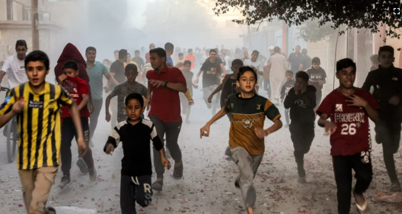 « J'ai très peur, je n'arrive pas à dormir la nuit » : les enfants déplacés de Gaza racontent leurs histoires
