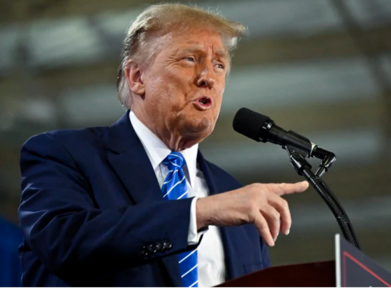Trump s'insurge contre la décision de New York sur la fraude et s'expose à des amendes qui pourraient dépasser un demi-milliard de dollars