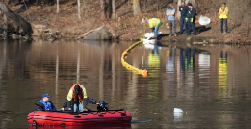 Pilot dies in helicopter crash after aircraft hit power line, landed in Mogadore Reservoir