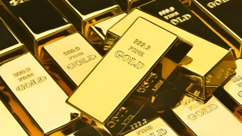 Gold hits record high as ounce surpasses $3,000, gaining 2.6% in one week