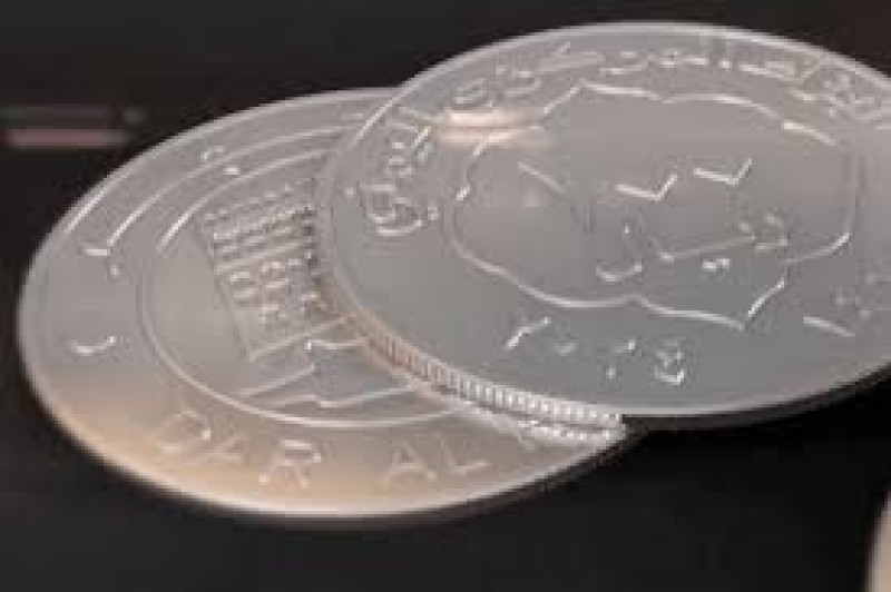 الحوثي يدعو اليمنيين للتبرع بـ100 ريال لدعم القوات البحرية