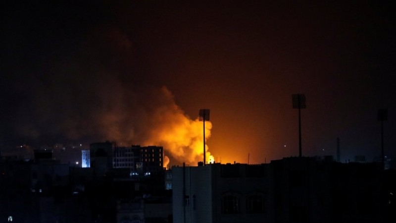 Yemen : US Airstrikes Target Houthi Sites in Sana'a