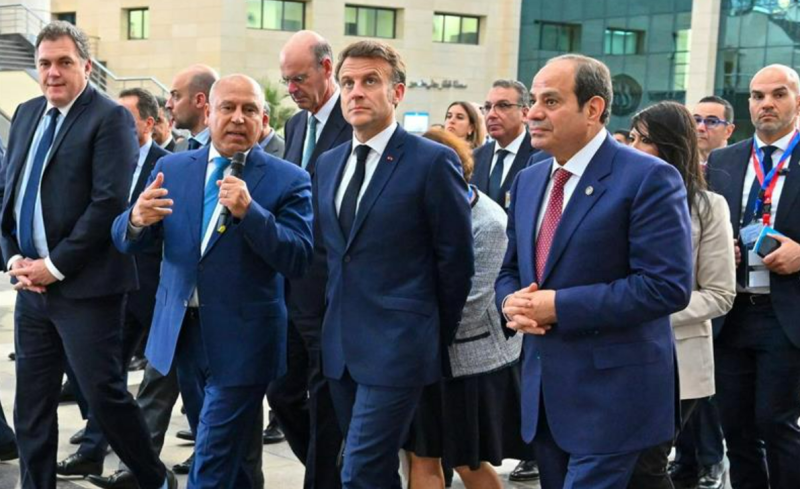 Egypt, France leaders tour Adly Mansour central station