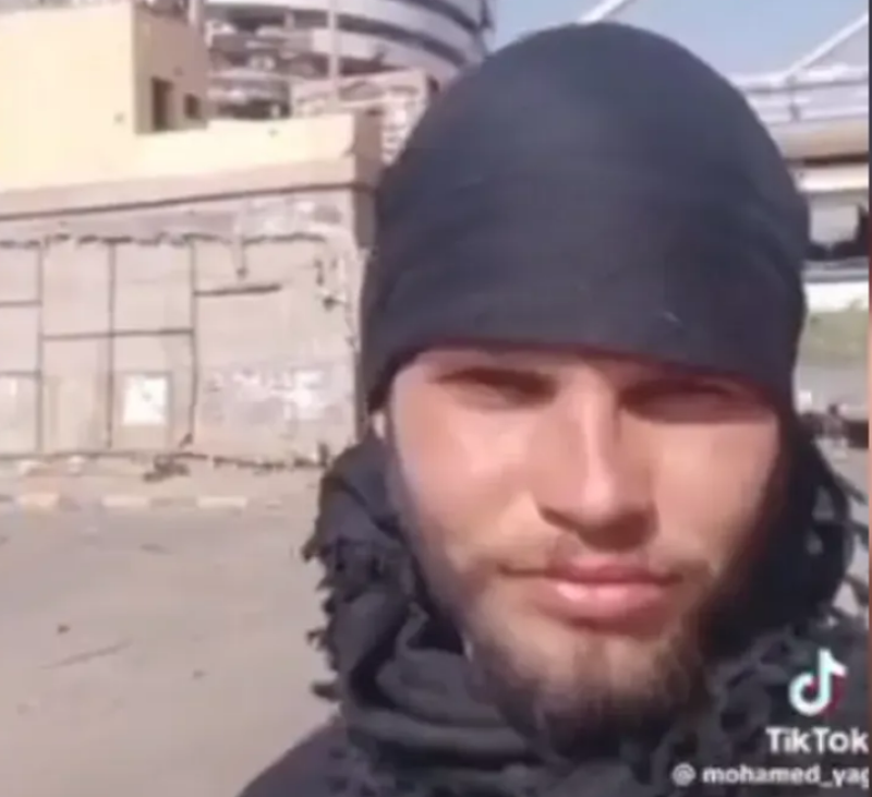منصات تتداول فيديو لـ "مقاتل إسلامي أجنبي" مع الجيش السوداني