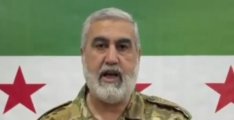 سوريا.. "اللواء الثامن" بقيادة العودة يحل نفسه ويسلم سلاحه