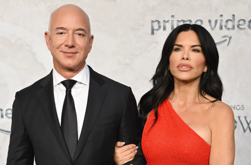When Are Jeff Bezos and Lauren Sánchez Getting Married?