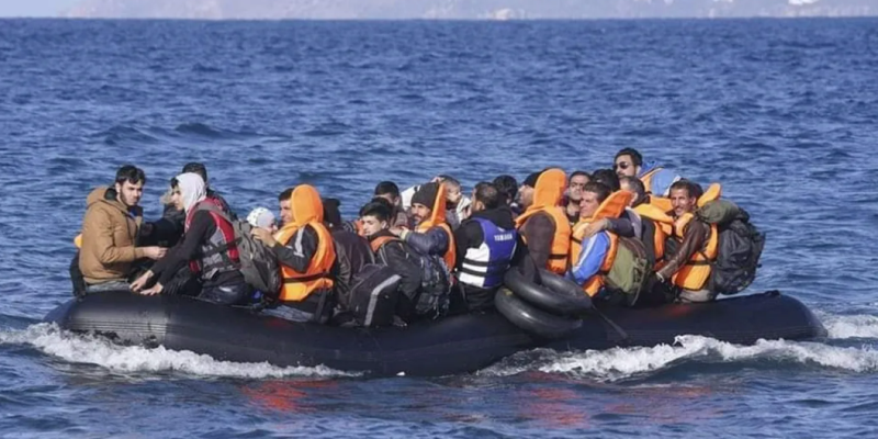 العثور على 10 جثث على شاطئ البحر في شمال غرب مصر