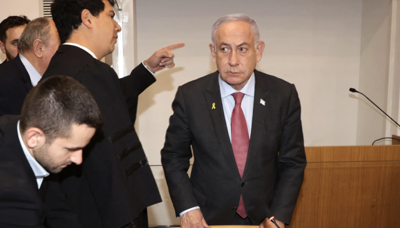 Netanyahu moves to fire attorney general prosecuting him for corruption