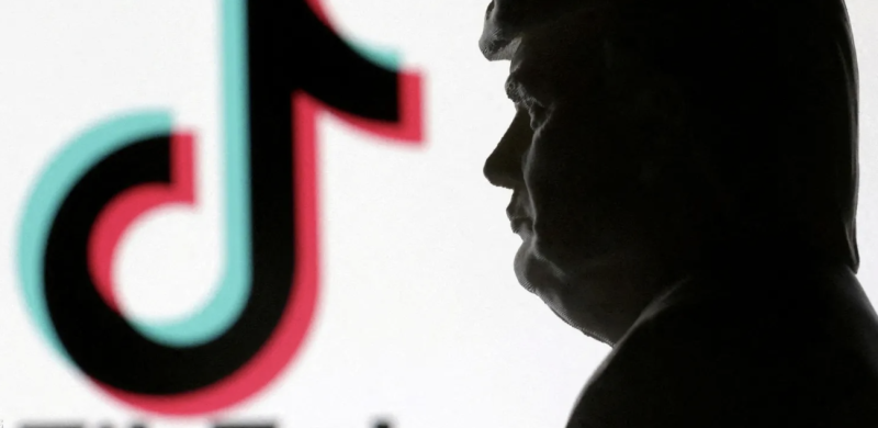 ترامب: مردوك وإليسون وديل في قلب صفقة "تيك توك"