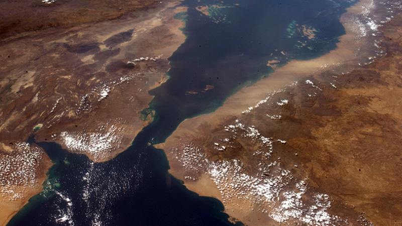 UKMTO reports blast near vessel off Yemen