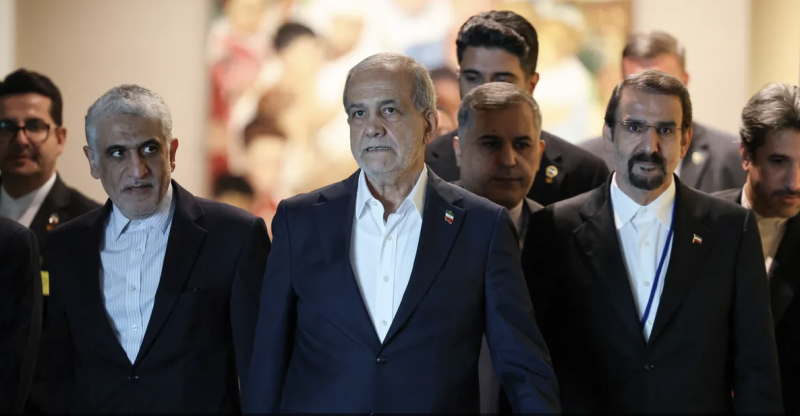 إيران: جاهزون لأي سيناريو.. ولا تنازل عن برنامجنا النووي