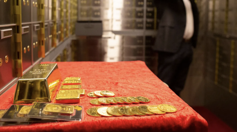 "هبوط قاسي" للذهب والفضة بعد موجة صعود قياسية