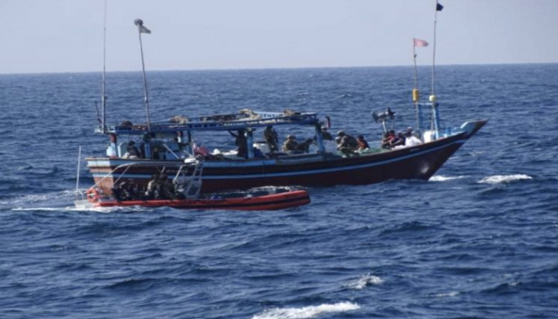 منتدى الشرق الأوسط يكشف شبكة بحرية لتهريب النفط والأسلحة بين السودان والحوثيين في اليمن