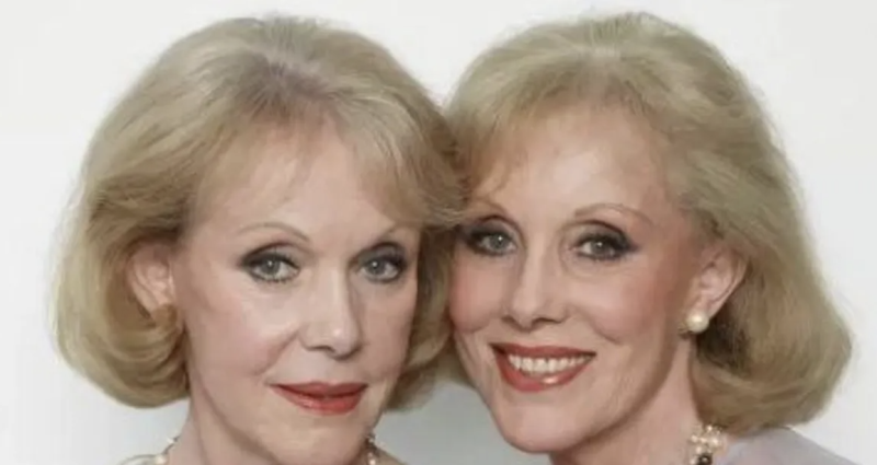 في لحظة واحدة.. انتحار أشهر توأمتين في ألمانيا