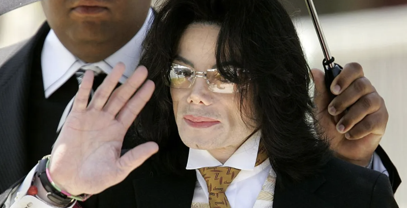 بعد 16 عاما.. تفاصيل صادمة في تقرير تشريح جثة مايكل جاكسون