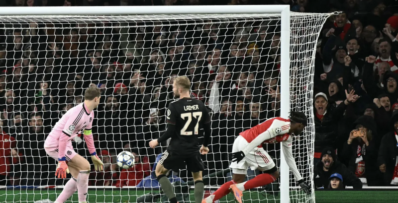 أرسنال ينتزع صدارة دوري الأبطال بفوز "نادر" على بايرن ميونيخ