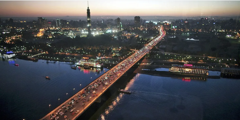 رسميا.. مصر تكشف حقيقة "رفع رسوم التأشيرة"