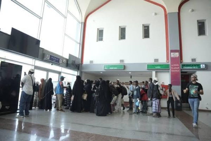 مفوضية اللاجئين تعيد نحو ألف صومالي من اليمن إلى بلادهم خلال 2025