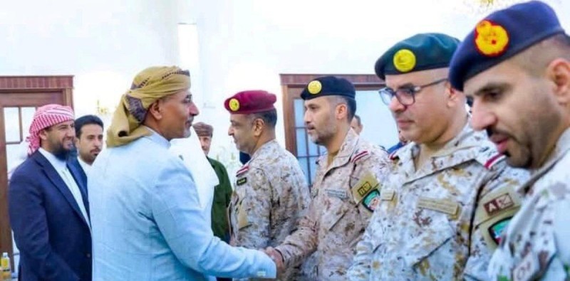 اليمن : عيدروس الزبيدي يستقبل وفداً سعودياً إماراتياً في عدن