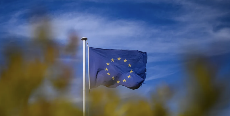 الاتحاد الأوروبي يوافق على تجميد أصول روسيا لأجل "غير مسمى"