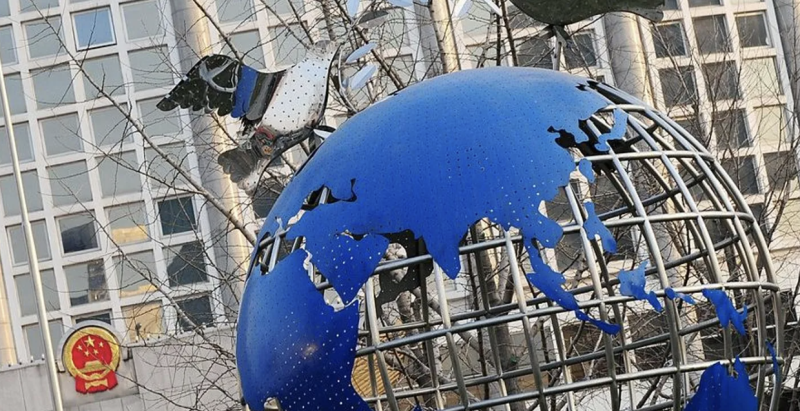 بكين تفرض عقوبات على 30 فرداً وشركة دفاع أميركية بسبب تايوان