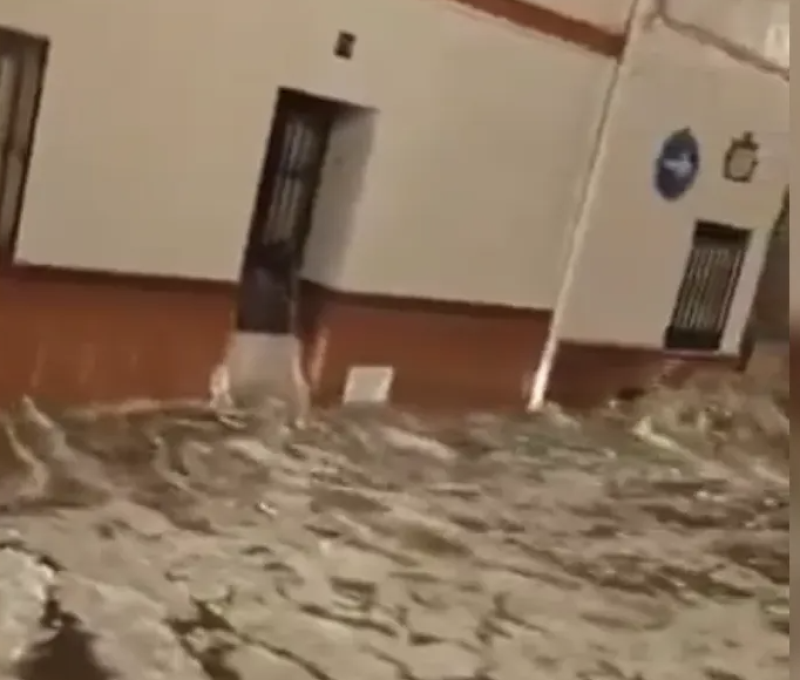 أمطار غزيرة وفيضانات في جنوب إسبانيا