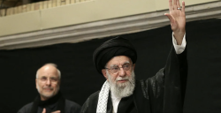 خامنئي: قادرون على الوصول للمواقع الحيوية الأميركية بالمنطقة