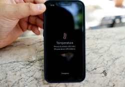 Experts Warn of Rising Smartphone Temperatures: Tips to Keep Your Device Cool