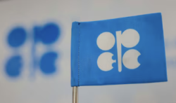 Iraq boosting oil exports, no impact from oilfield fire, minister says