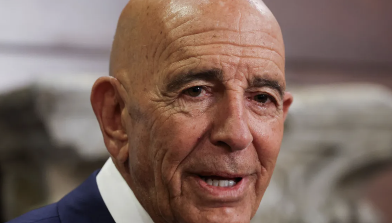 باراك: سوريا عند منعطف حاسم ويجب أن يسود السلام والحوار الآن