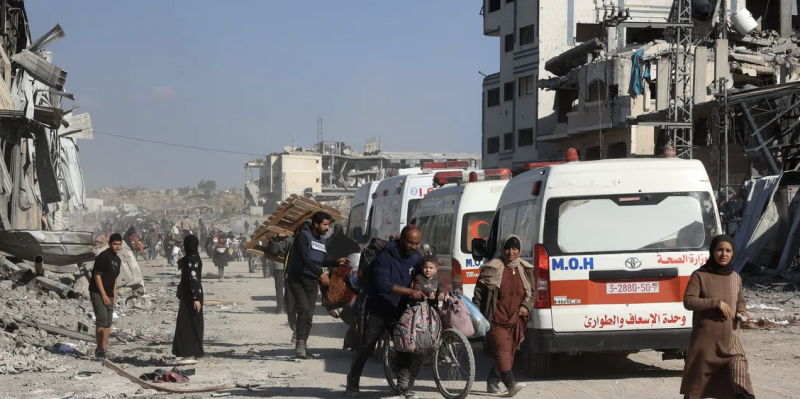 نداء استغاثة.. صافرات سيارات الإسعاف بغزة تنطلق بشكل موحد