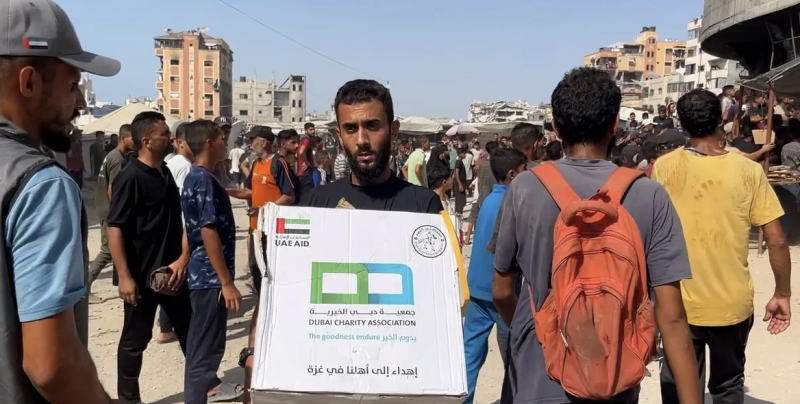 الإمارات تنفذ الإنزال الجوي الـ72 للمساعدات في قطاع غزة