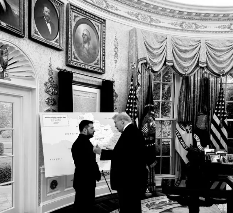 ترامب يعرض على زيلينسكي "خريطة الصراع".. هل حاول الضغط عليه؟