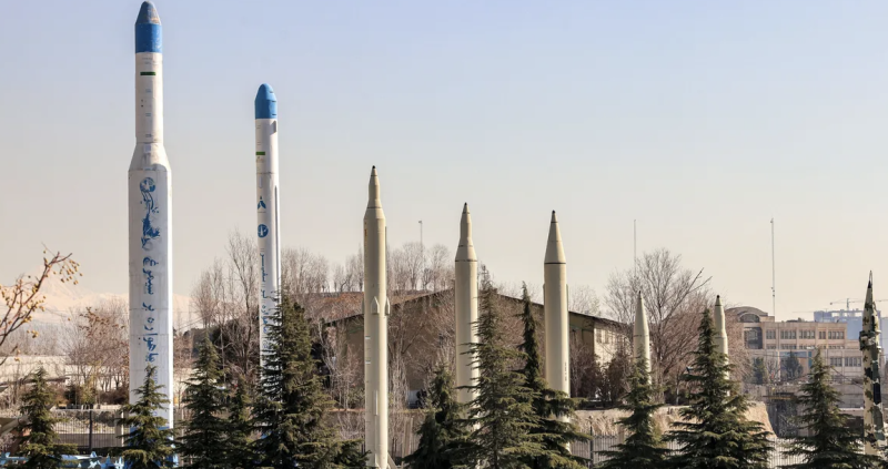 إيران تهدد إسرائيل: سنستخدم صواريخ جديدة في حال تعرضنا لهجوم