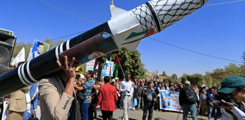 إسرائيل تكشف طبيعة الصاروخ "النوعي" الذي أطلقه الحوثيون