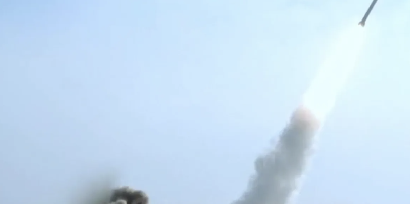 الجيش الإسرائيلي يعلن اعتراض صاروخ أطلق من اليمن