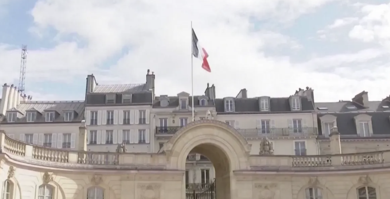 بسبب تعنت إيران النووي.. أوروبا تقرر "الضغط على الزناد"