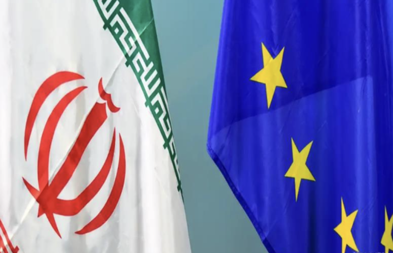 Iran's rial currency falls to near-record lows on European 'snapback' sanctions threat