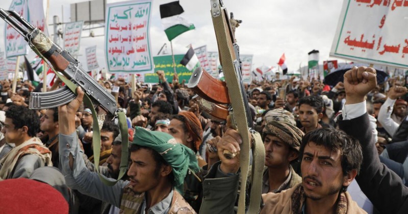 Houthi militia Storm UN Agencies in Sanaa, Detain Staff Members Following PM’s Assassination