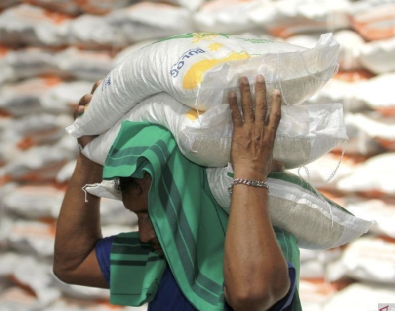 World food prices at more than two-year high, FAO says