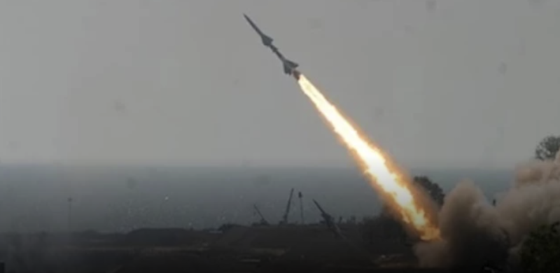 الجيش الإسرائيلي يرصد إطلاق صاروخ من اليمن