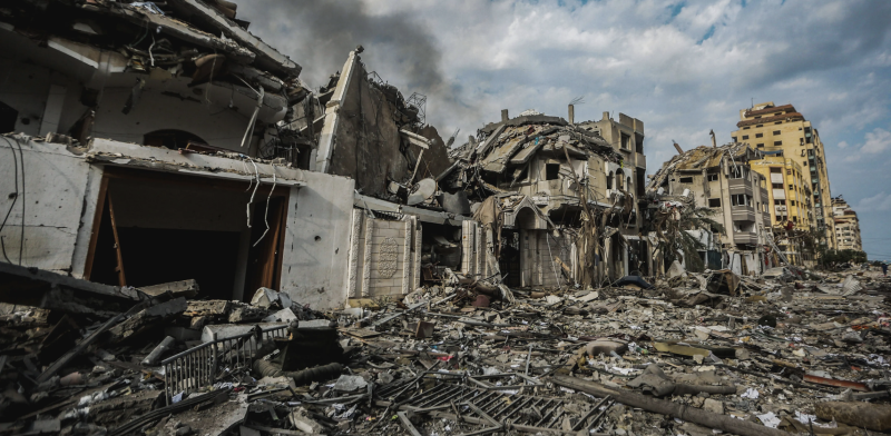 Gaza City strikes said to bring down internet, phone service