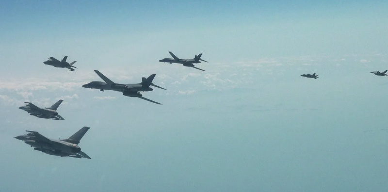 بريطانيا تلغي عرض مقاتلات "إف 35" ترحيبا بترامب