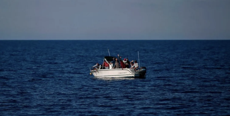 غرق قارب يحمل عشرات السودانيين قبالة ليبيا