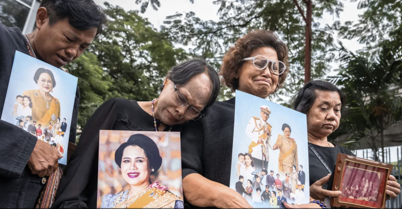 وفاة ملكة تايلاند الأم سيريكيت عن عمر 93 عاما