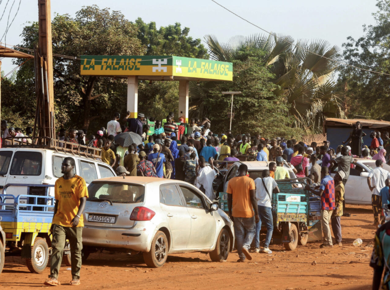 France Urges Citizens to Leave Mali Amid Worsening Security and Fuel Crisis