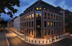 Norges Bank Delivers First Rate Cut in 5 Years