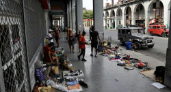 Cuban minister resigns after saying country has no beggars