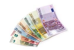 Stocks rise modestly, euro slides after US-EU trade deal